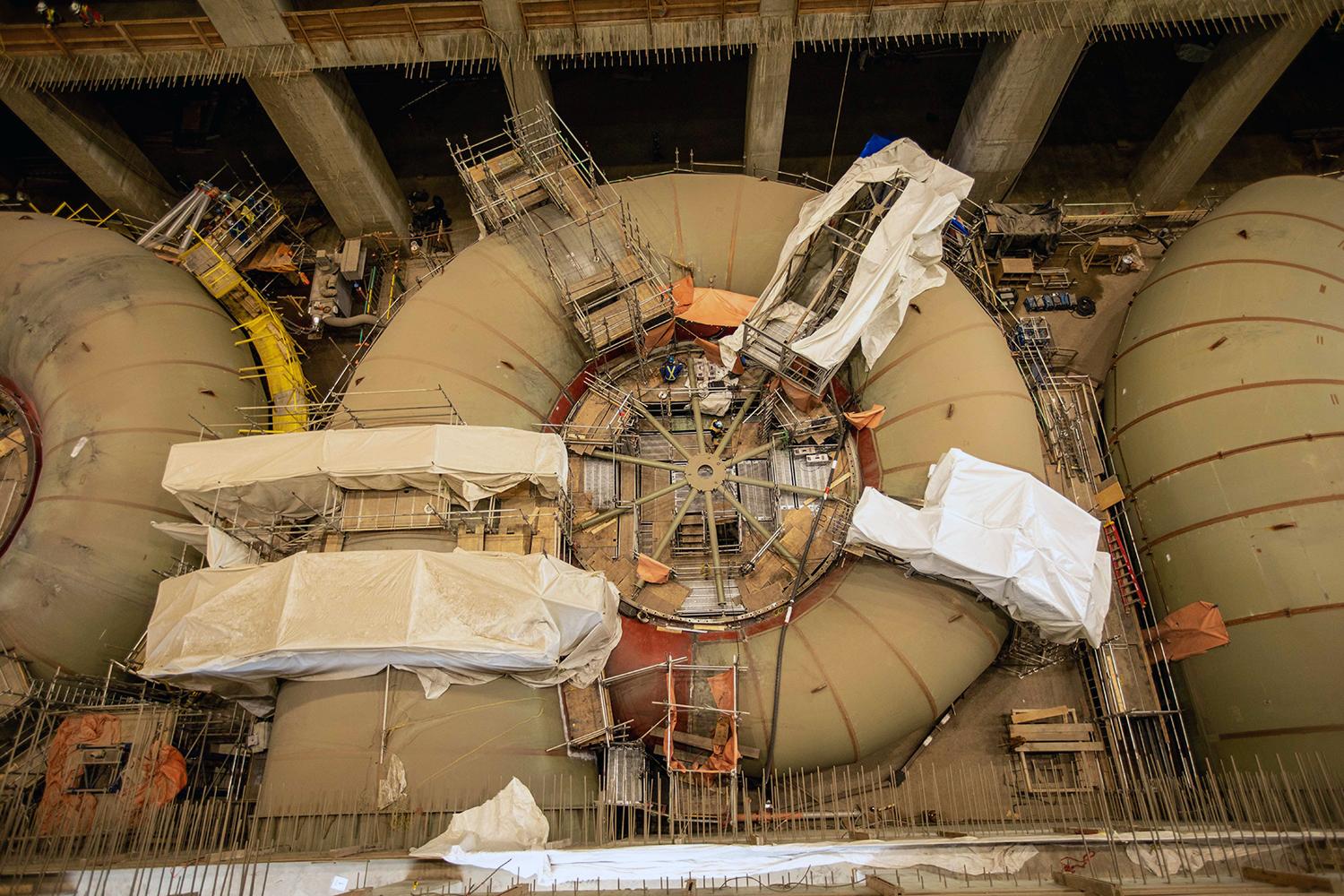 Welding and spiral case installation on unit 2 in the powerhouse. | August 2021