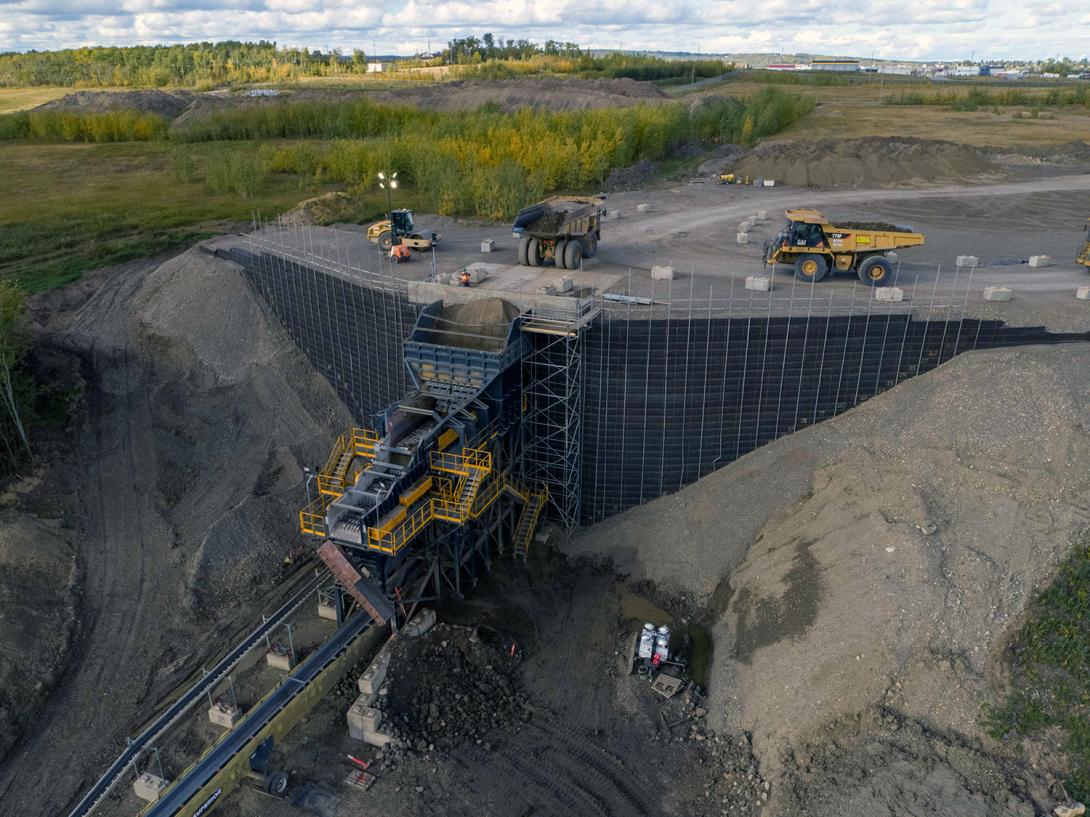 The completed feeder system in operation at the 85th Avenue Industrial Lands. | September 2021