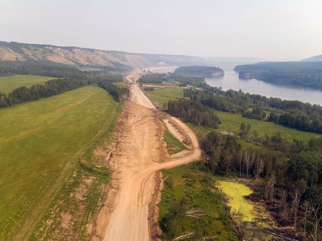 The east section of the Lynx Creek Highway 29 alignment is under construction to the north of the existing highway. | July 2021