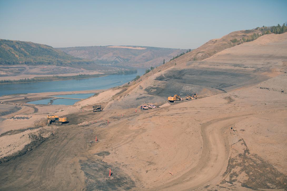 Ongoing excavation on the north bank, facing southwest towards the Moberly River | September 2017