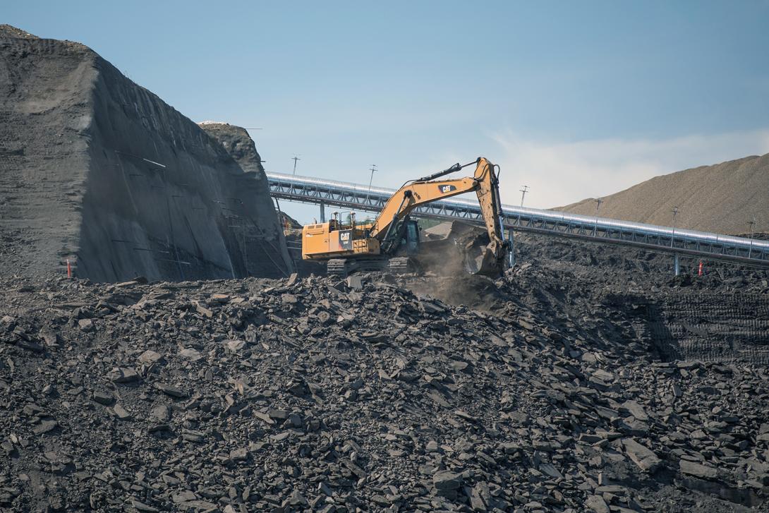 South bank spillway buttress excavation | June 2018