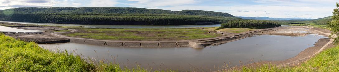 The gravel extraction area between Gates Island and Dry Creek is being used to construct the highway embankment upstream of Dry Creek. | July 2020