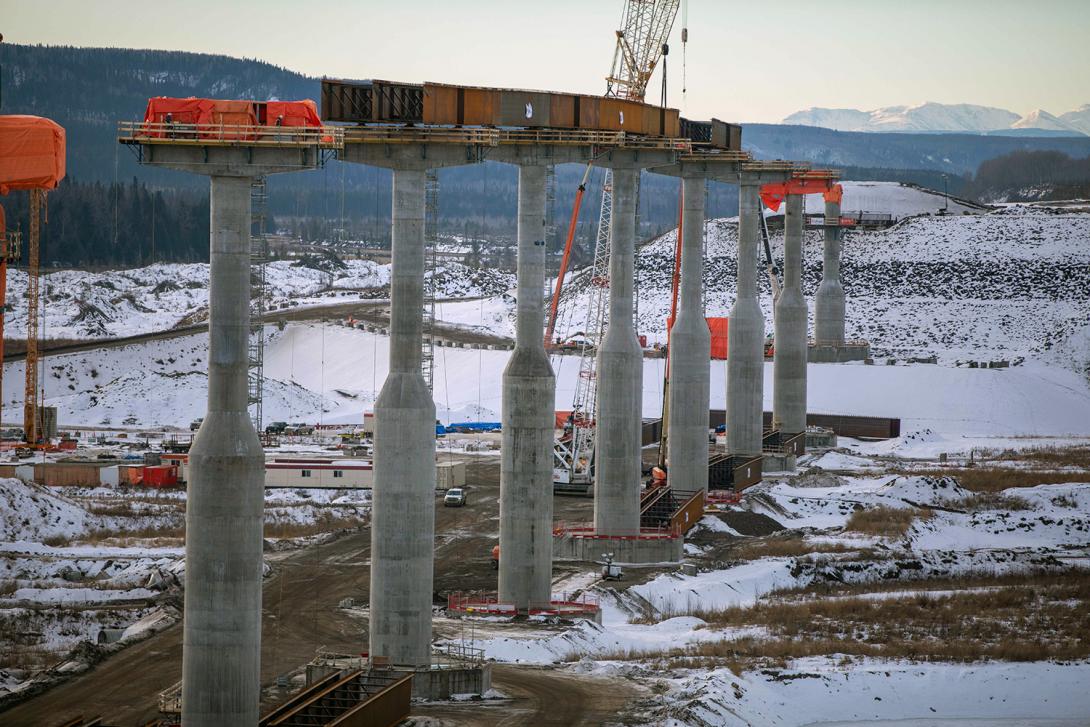 Halfway River bridge piers with girders are installed between the fourth and seventh bridge piers. | December 2020
