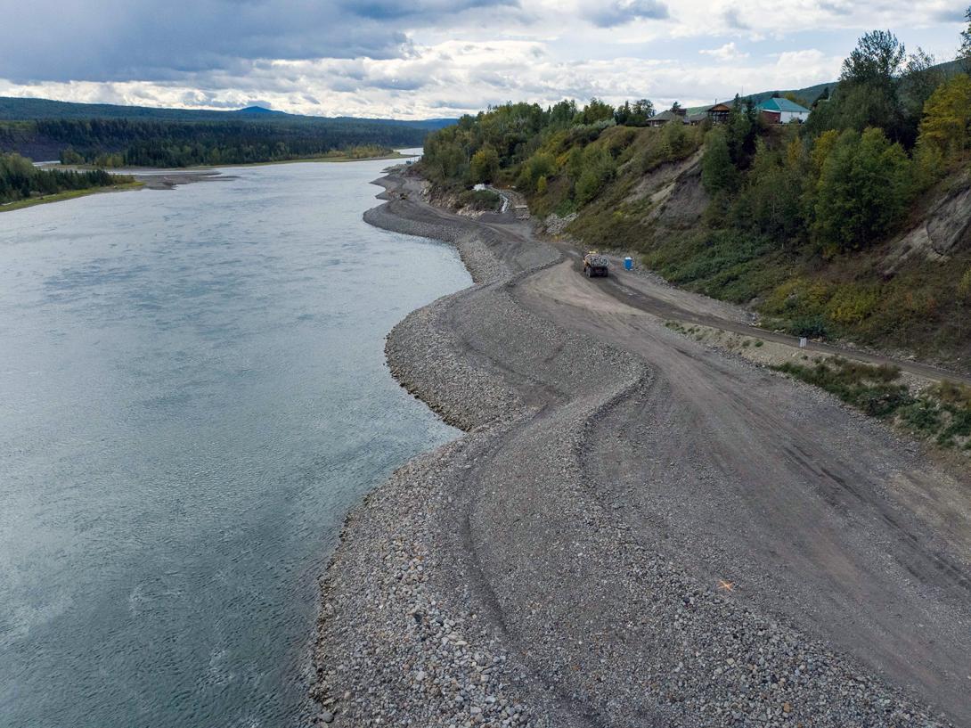 West end of the Hudson’s Hope shoreline protection berm. |September 2021