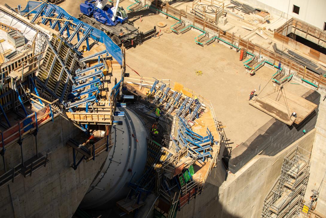 Backfilling with granular material is ongoing in the powerhouse yard where the elevation will be at the same level as the powerhouse floor. | August 2021