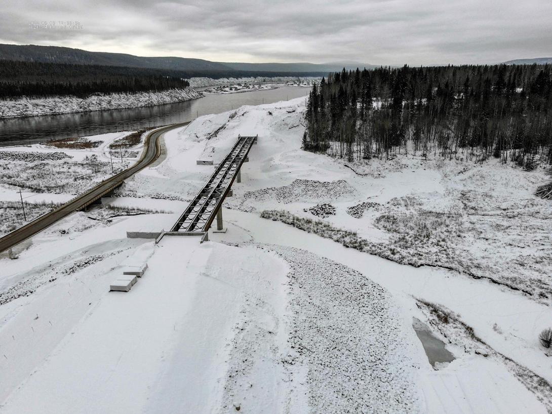 A snowy view of the of the Lynx Creek bridge realignment. | March 2022