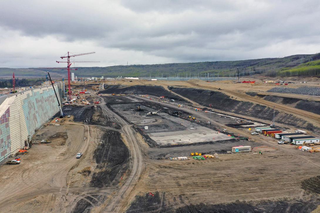 Ongoing construction of the approach channel. | May 2022