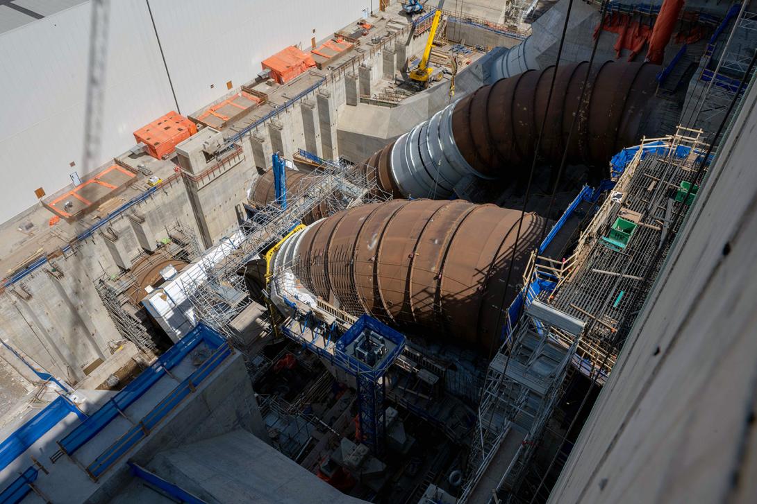 Penstock units 4 and 5 are connected to the powerhouse. | June 2022