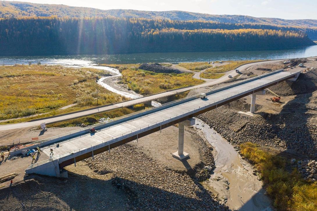 View of the new Lynx Creek Bridge under construction, running parallel to the existing bridge on Highway 29. ! September 2022