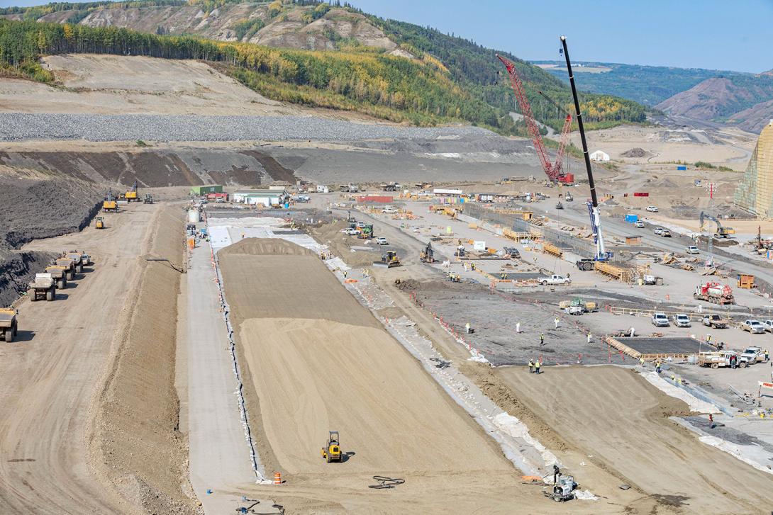 Excavation continues on the approach channel. | September 2022