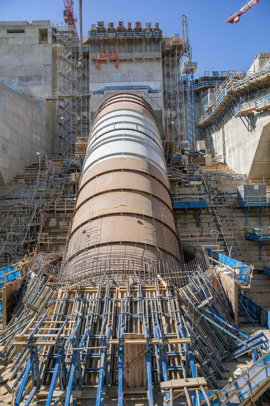 Penstock unit concrete encasement formwork and rebar. | August 2022