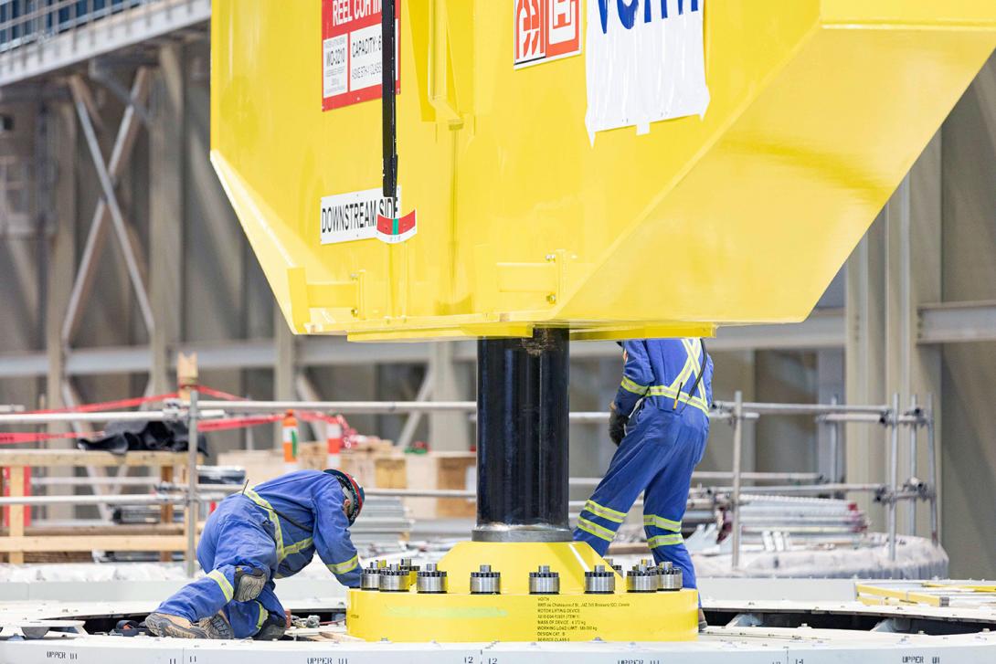 The unit 1 rotor is installed in the lifting device. | February 2023