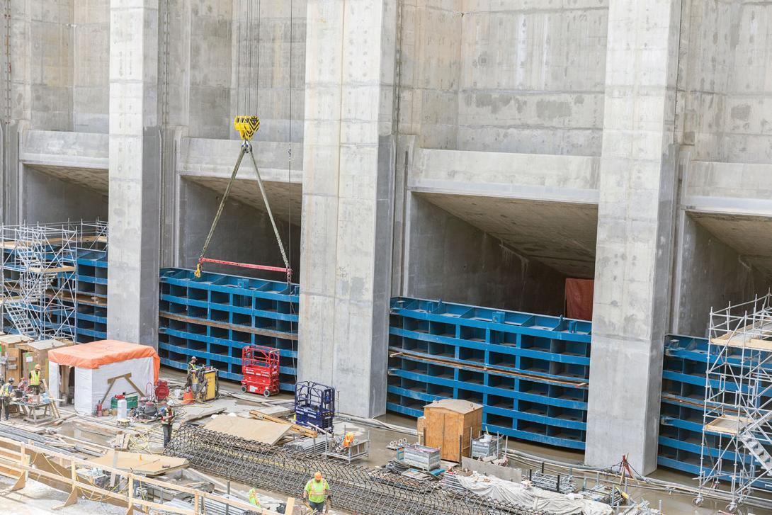 Testing and fitting tailrace gates. When the dam is operational these gates would be lowered to close the tailrace exit and stop the river from entering. The chamber below the turbine would be drained to allow for maintenance. | May 2023